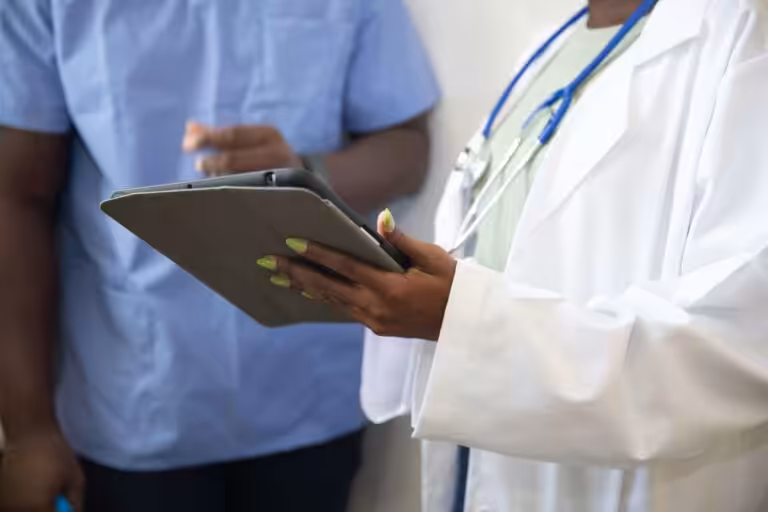 Recommended Staff Training Courses to Develop Your UK Healthcare Employees